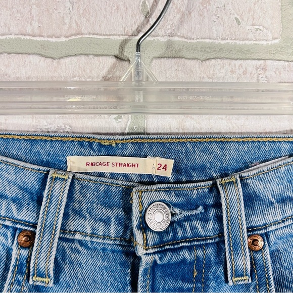Levi's Ribcage Straight Jeans Size 24 - Picture 8 of 10